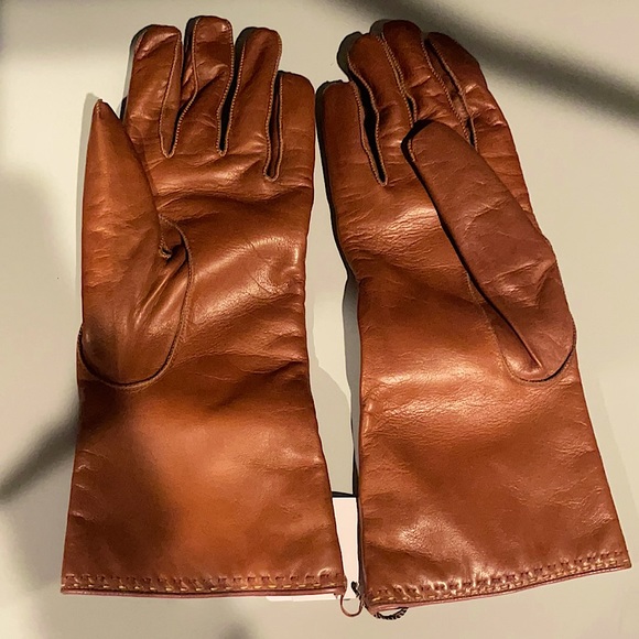 Coach Womens Basic Cashmere Lined Leather Gloves - Picture 2 of 2